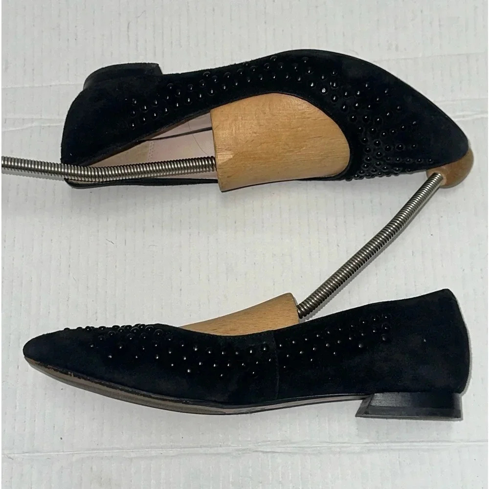 Clarks Narrative Black Studded Pointed Toe Flats Size 8.5 Leather - Picture 2 of 8